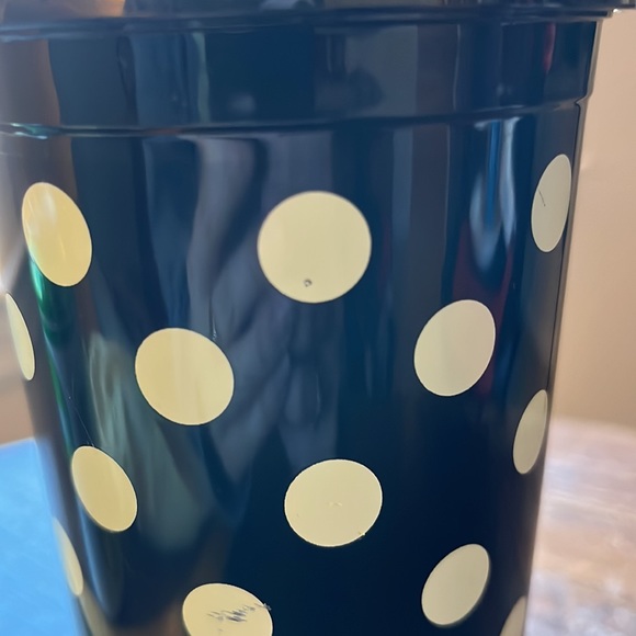 Kate Spade Cold Tumbler with straw—black with white polka dots - Picture 6 of 9